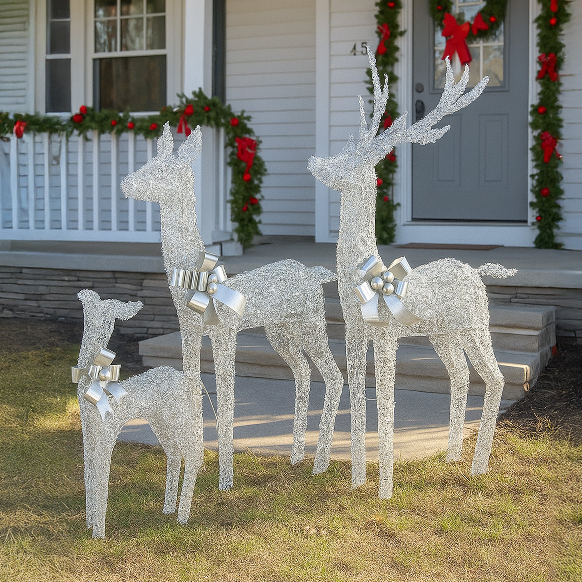 3-Piece Christmas Reindeer Display Set – Silver Cool White LED Decorations