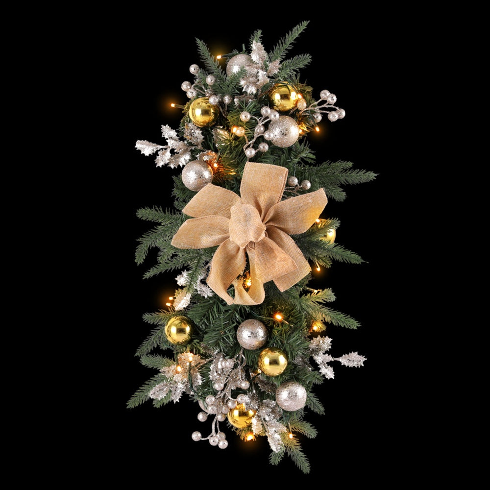 45CM Pre-Lit Christmas Wreath – 30 Warm White LEDs