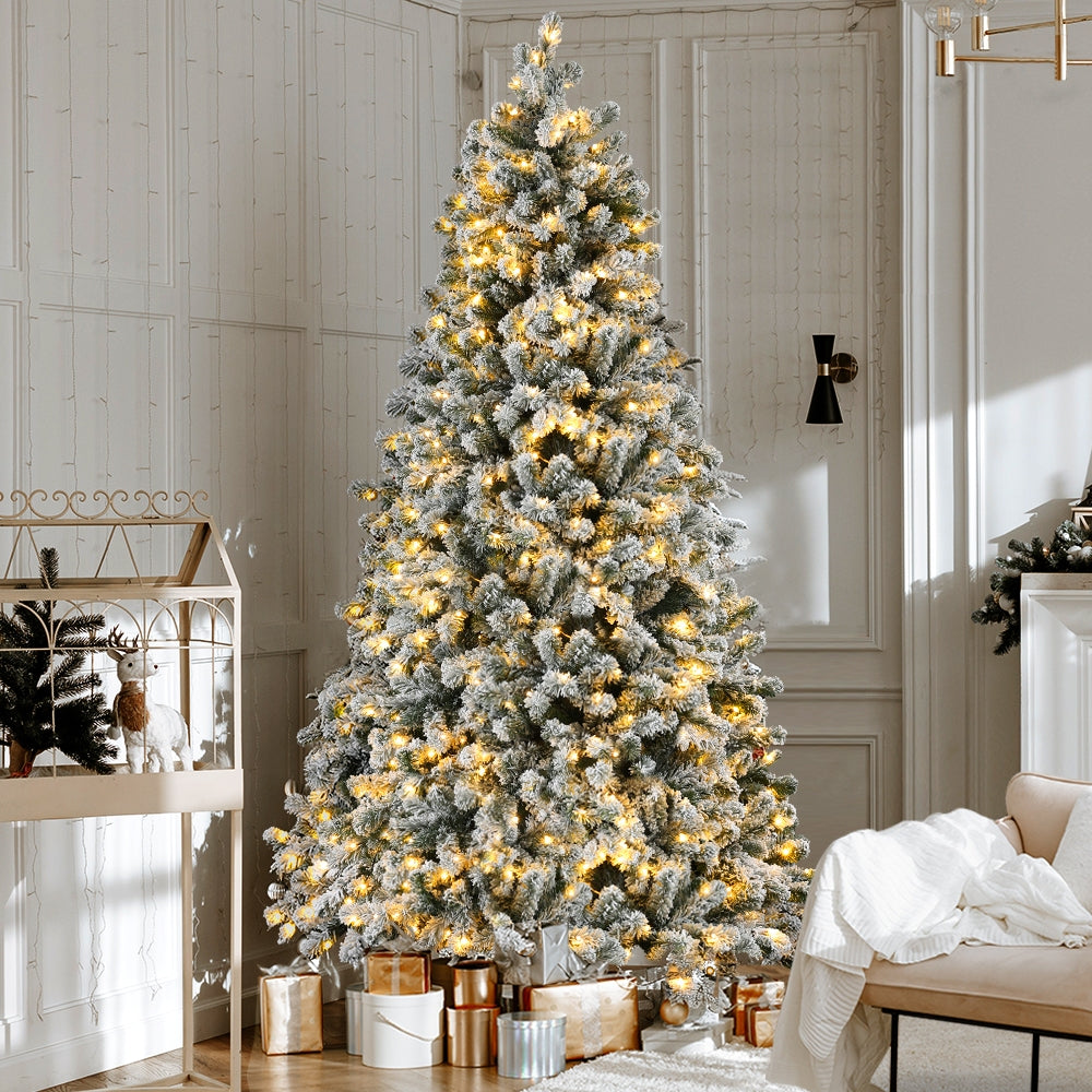 6FT Pre-Lit Snow-Flocked Christmas Tree – 350 Warm White LEDs, 8 Modes