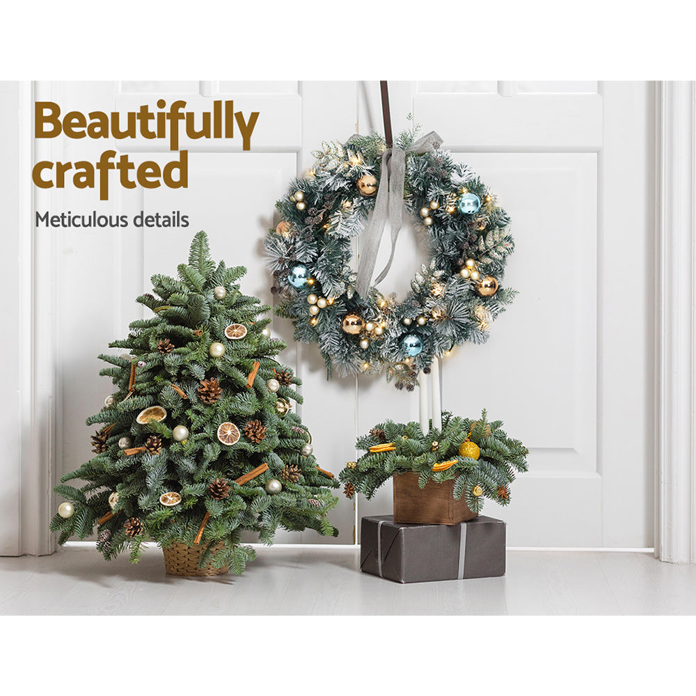 60cm Pre-lit Snow-Frosted Christmas Wreath with Pine Cones & Baubles – Elegant Holiday Decoration