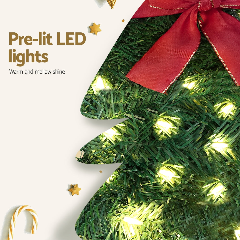 35cm Cat Christmas Wreath – Pre-Lit with 20 LED Lights